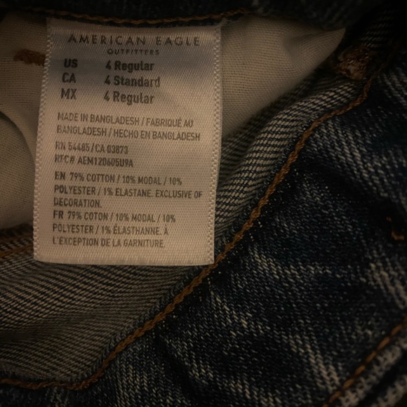 AEO mom jeans - Picture 9 of 9